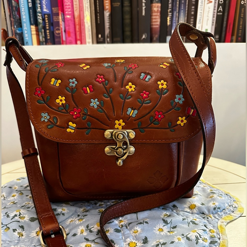 Floral hand painted leather like new Patricia Nash crossbody